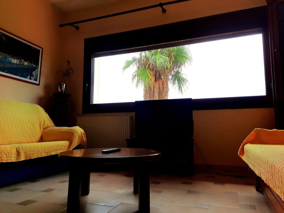 فيلا House With View أغيا باراسكيفي المظهر الخارجي الصورة